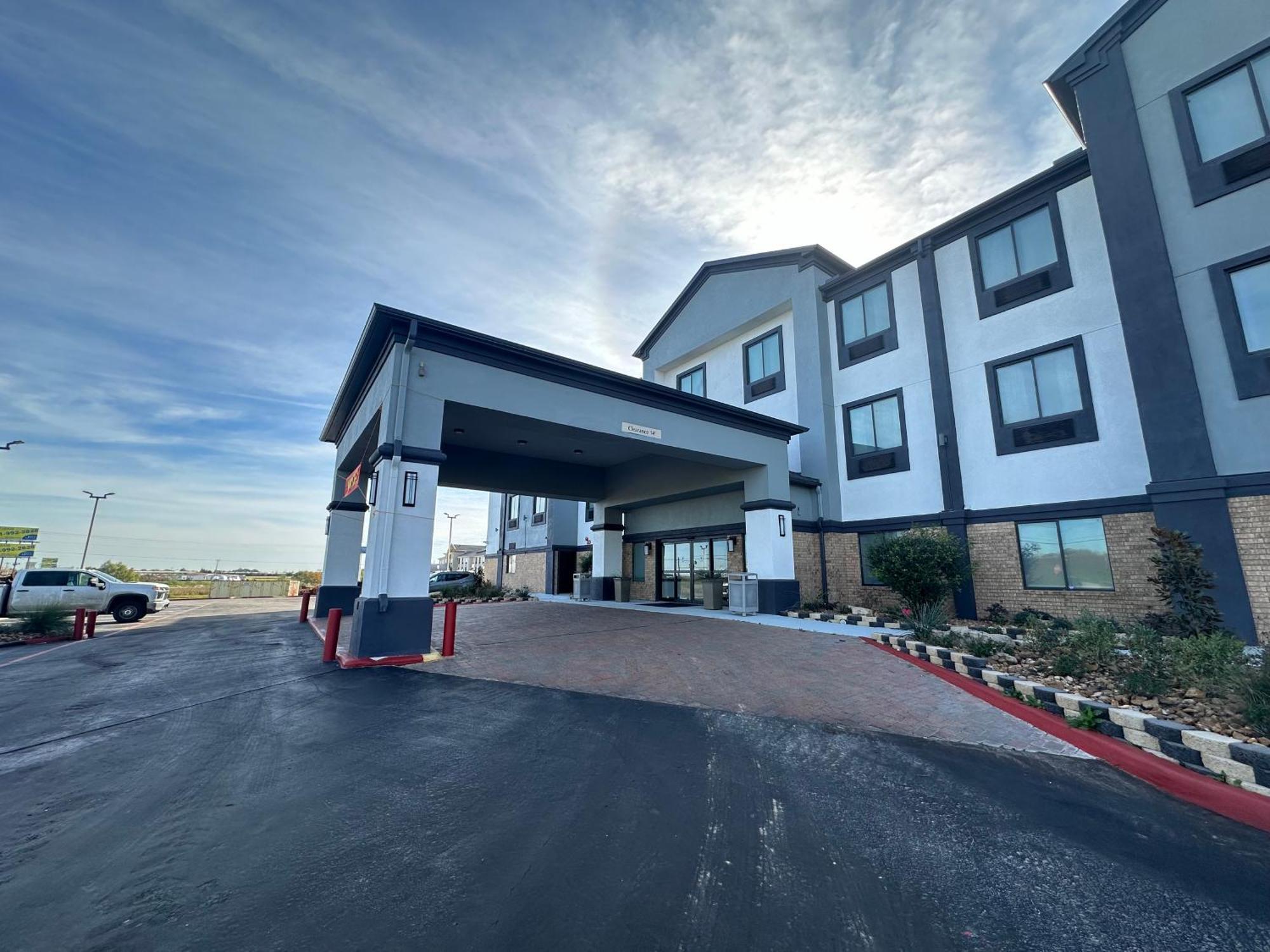 Best Western Plus Schulenburg Inn & Suites Eksteriør bilde
